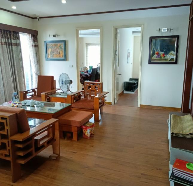 Bán căn hộ CT 235/08 Thanh Liệt, Thanh Trì. DT 147m2, 3 ngủ, 3WC. Chỉ nhỉnh 3 tỷ.
