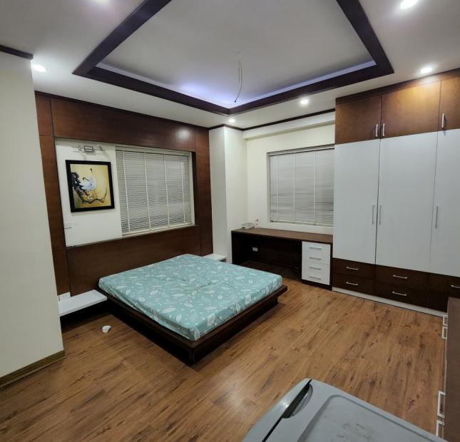 Bán căn hộ CT 235/08 Thanh Liệt, Thanh Trì. DT 147m2, 3 ngủ, 3WC. Chỉ nhỉnh 3 tỷ.