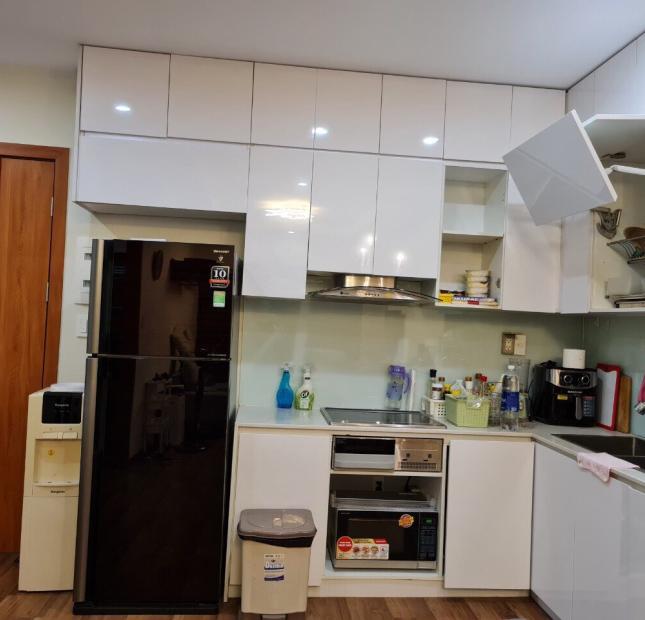 Bán căn hộ G3CD YÊN HOÀ 56m 2 ngủ 1wc, giá 2.5 có thương lượng. liên hệ 0979910424