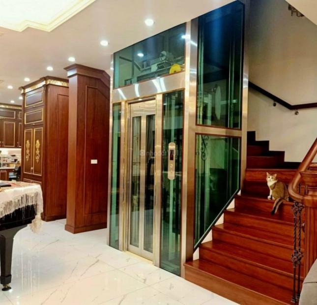 Biệt Thự khu Vip STALAKE Hoàng Quốc Việt - LÔ GÓC- 330 m2 - 150 TỶ