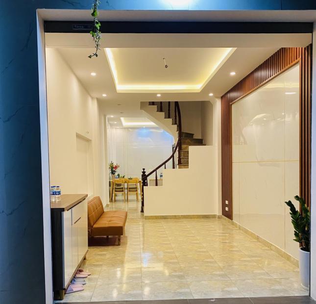 (NHÀ ĐẸP, GIÁ TỐT) Bán nhà PHỐ THANH LÂN, Ô TÔ QUA NHÀ, 37m2 x 4 tầng, 3.75 tỷ