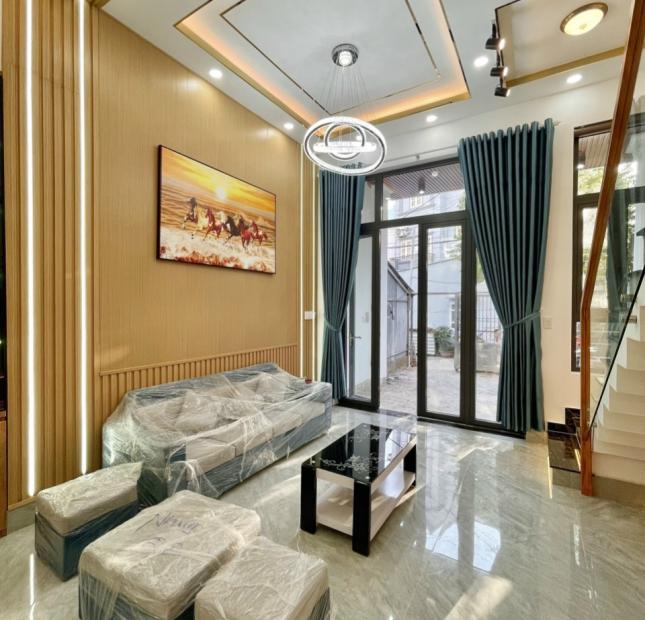 Nhà mới Xây Dựng Kiến Trúc MỚI chỉ bán cho khách mua ở ngay 70m 5pn