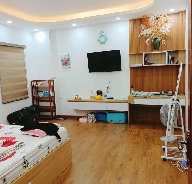 Bán nhà phố TRẦN KHÁT CHÂN, 30m ra phố, NHÀ ĐẸP, 42m2 x 5 tầng, 5.3 tỷ