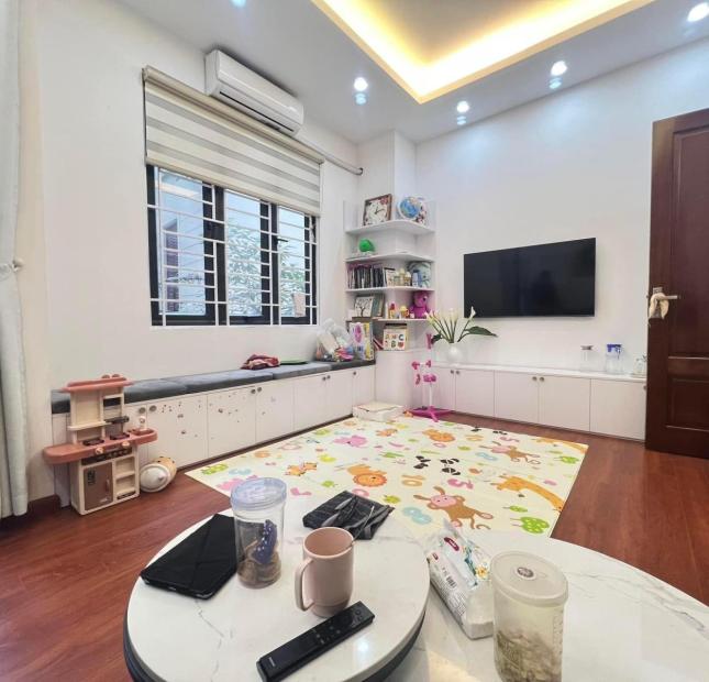 Bán nhà Võng Thị, Phân lô, gara oto, kinh doanh, thông tứ tung. 48m2 x 6T. Giá: 11.25 tỷ