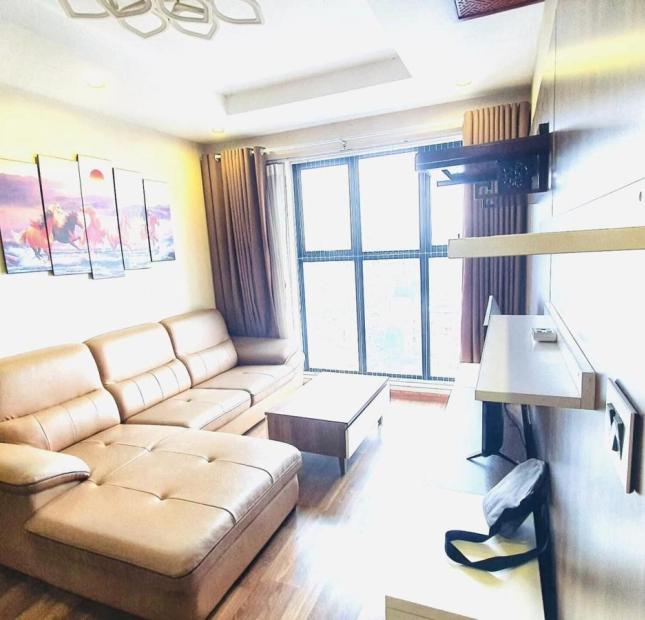 Chính chủ bán CC Goldmark City, DT 84m, Tầng 16, Full NT đẹp, SĐCC, giá 2.9 tỷ. Lh O971O85383