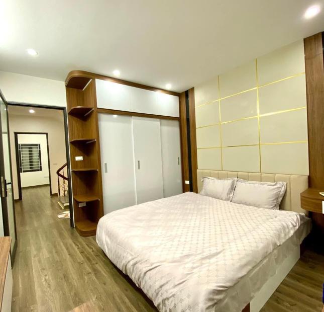 Bán nhà 5tầng đẹp ấm cúng con cháu thành đạt rẻ nhất 192 phố Kim Mã Ba Đình(2)