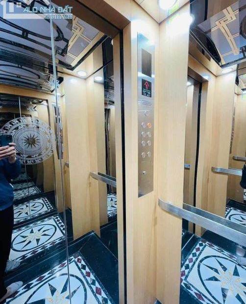 Bán nhà ngõ 211 Khương Trung Thanh Xuân mới xây lô góc có thang máy nhỉnh 7 tỷ