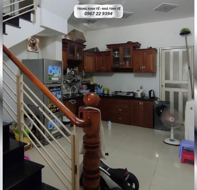 (SOCK) Bán nhà Gần Chợ Thạch Đà, HXH, Có dòng tiền, 6 x 16, 4T, chỉ 8 tỷ hơn, 0967229394