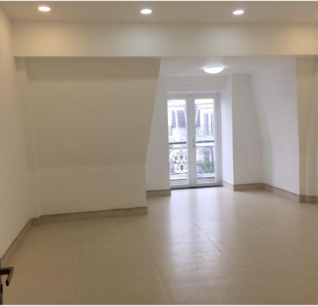 Ngộp ngân hàng bán nhà Đường số 7, KDC Cityland Phường 7, 90m2, 4 tầng, 16.2 tỷ.