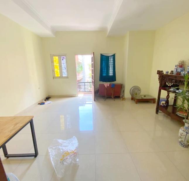 Nhà Ngô Gia Tự 145m Lô góc Ô tô Ở sướng Giá đầu tư