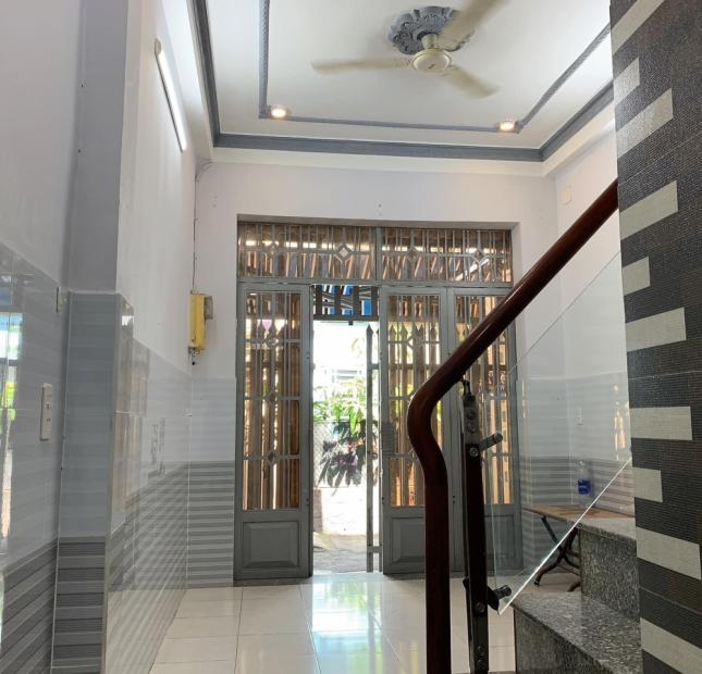 Bán nhà 3 tầng Quang Trung, Phường 8, Gò Vấp, 46m2, giá 3.7 tỷ.