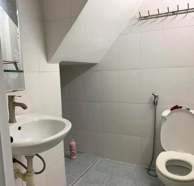 Bán nhà 3 tầng Quang Trung, Phường 8, Gò Vấp, 46m2, giá 3.7 tỷ.