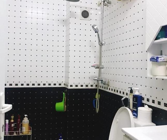 Bán nhà MT 95 Võ Thị Sáu, P6, Q3 1H1T5L DTXD 350m2