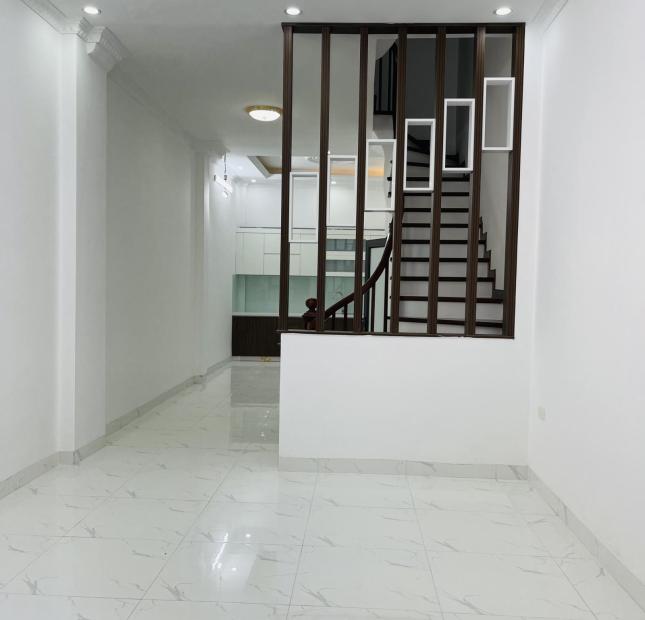 Bán gấp nhà mới DT 45m2 x 5 tầng, 6PN, 20m ra phố, vừa ở vừa cho thuê tốt