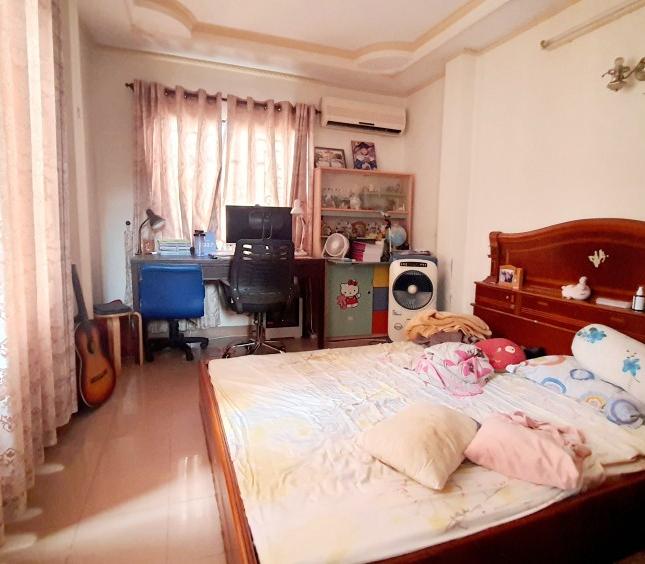 Lô góc hẻm 5m Ấp Chiến Lược Bình Tân 70mx2T, giá rẻ 5 tỷ 8. 0902568812
