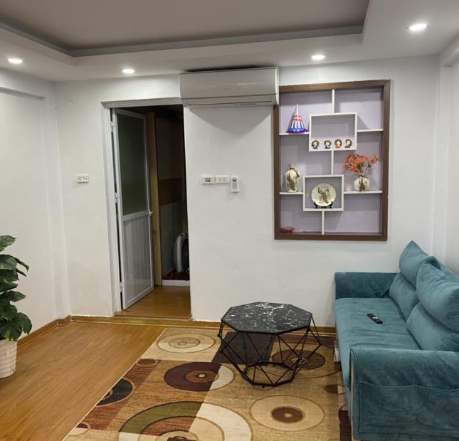 Cần bán gấp CHTT (Tầng 1) Phố Láng Hạ giá 2.59 tỷ, 75m2 (sổ 43m)