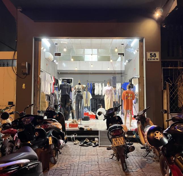 CẦN SANG NHƯỢNG SHOP THỜI TRANG TRUNG TÂM THÀNH PHỐ