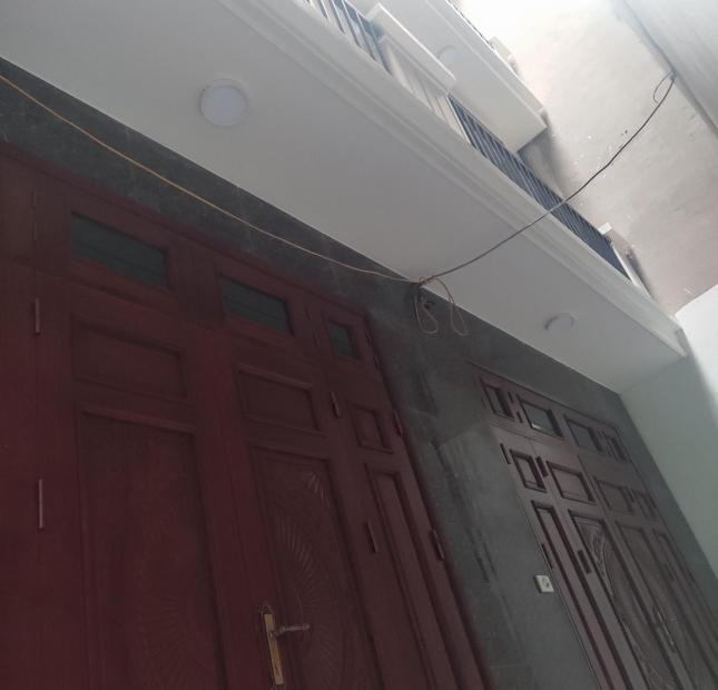 Bán nhà ngõ 372 Thụy Khuê, Phường Bưởi, Quận Tây Hồ 31 m2 x 5 t mới tinh giá 4,8 tỷ