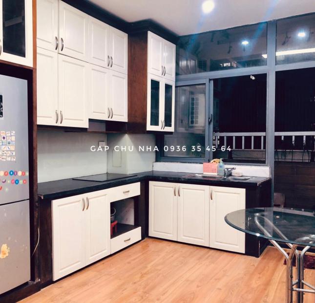 Giáp Tết GĐ cần bán nhanh 2 tỷ 2 đổ lại giá nào cũng bán.CC VOV Mễ Trì đối diện Vinhome Greenbay