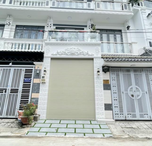 Cho thuê nhà 3 lầu hẻm 6m Đào Tông Nguyên, Nhà Bè. Giá 7,5 triệu