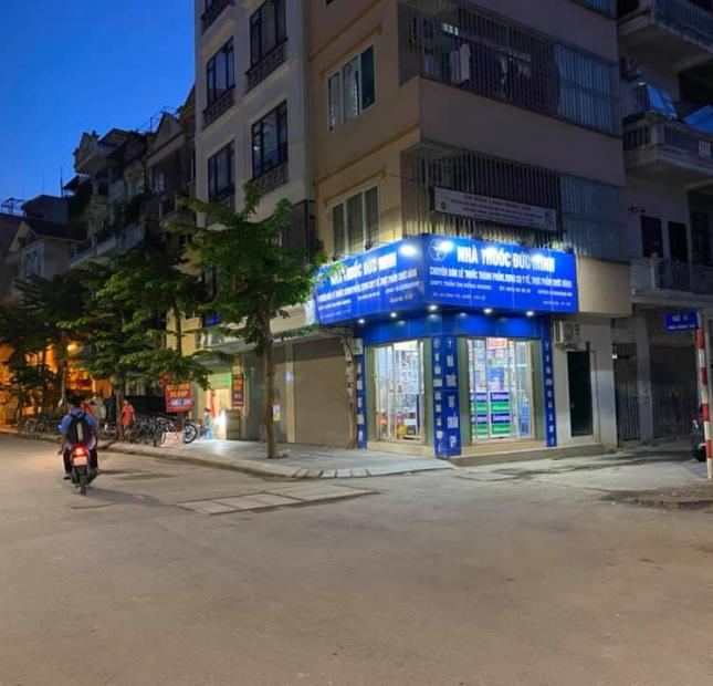 Bán nhà Võng Thị: Chỉ 100tr/m Lô góc thoáng, mặt ngõ, thông Võng Thị, 40m2x4T Giá 4.2 tỷ