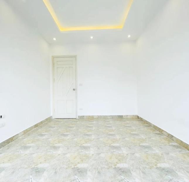 ♥️Nhà Thanh Lân 40m Ô tô vào nhà Giá chỉ 100
