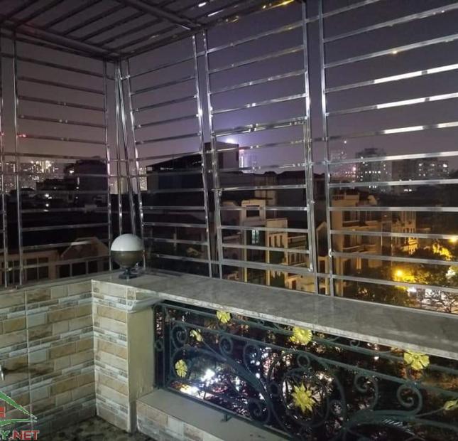 Bán nhà phố Vũ Ngọc Phan 70m, 7 tầng thang máy, giá 26 tỷ.