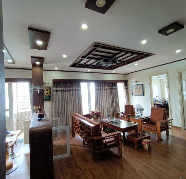 Bán gấp căn Chung cư Đường Nguyễn Xiển, Thanh Liệt. Dt 145m2, 3 PN, 3 WC. Gía nhỉnh 3 tỷ