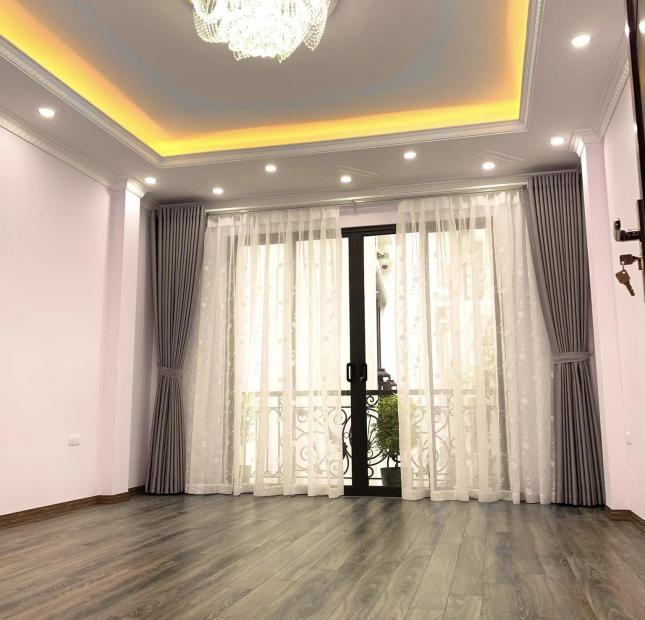 Bán nhà lô góc, 3 mặt thoáng, kinh doanh, Vũ Tông Phan, 50m2x5T, 1 nhà phố, giá 6,5 tỷ 