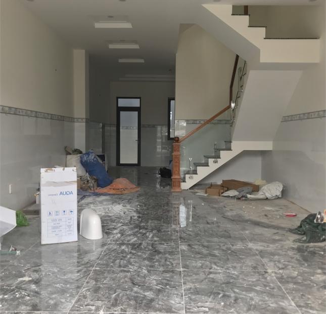 Cho thuê mặt bằng đường 30/4, TP Vũng Tàu 1t3l sạch đẹp