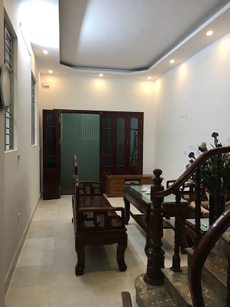 Cho thuê nhà nguyên căn chính chủ ngõ 122 đường Láng, Đống Đa, Hà Nội