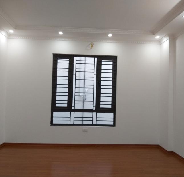 Bán nhà phố Thái Hà Đống Đa 30m2 4 tầng ngõ thông, gần ô tô 2.75 tỷ lh 0966037496