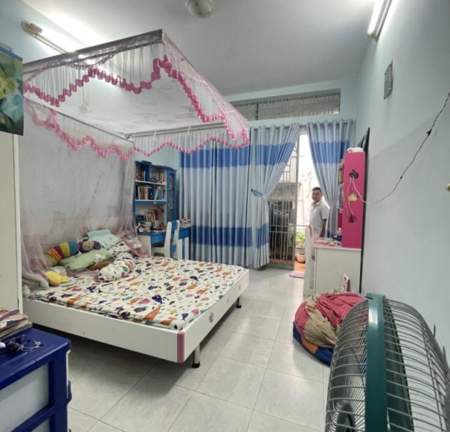 VIP Ngã 4 bốn xã- Nhà MỚI 73.5m2- MIẾU BÌNH ĐÔNG- Xe Tải Đỗ Cửa-  giáp TÂN PHÚ- chỉ 4.9 TỶ TL