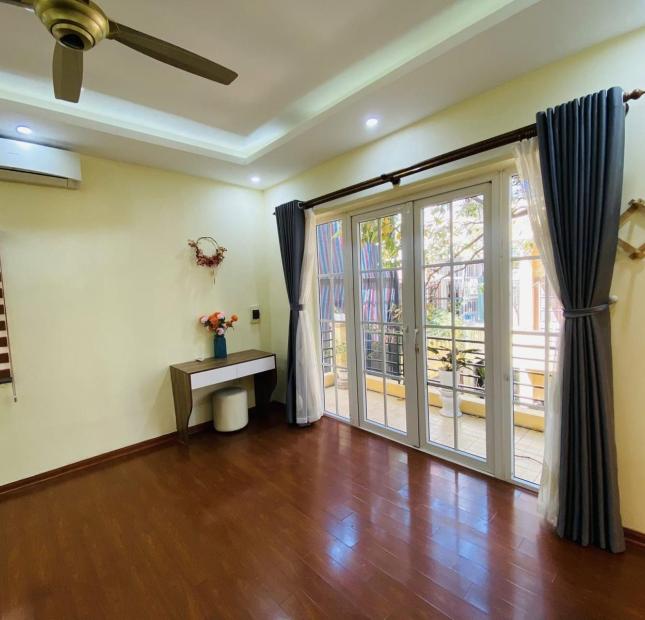 SIÊU HIẾM CÓ 1 KHÔNG 2 Bán nhà Nguyễn Trãi quận Thanh Xuân 65M ngõ thông ô tô đỗ cửa nhỉnh 6 tỷ