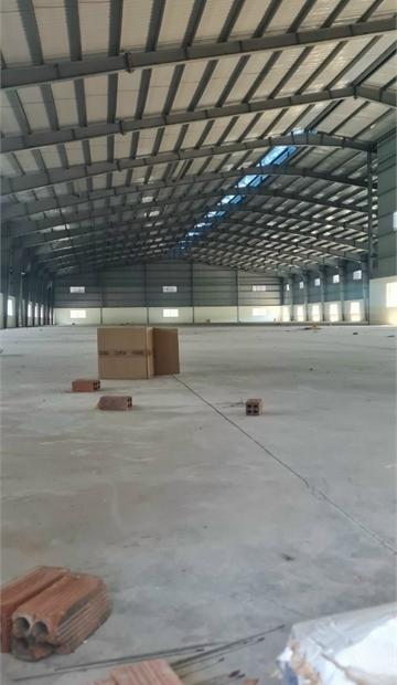 chuyển nhượng nhà xưởng. DT 6800m2 Bán 40ty, hoàn thiện giai đoạn 2 KCN HN3.