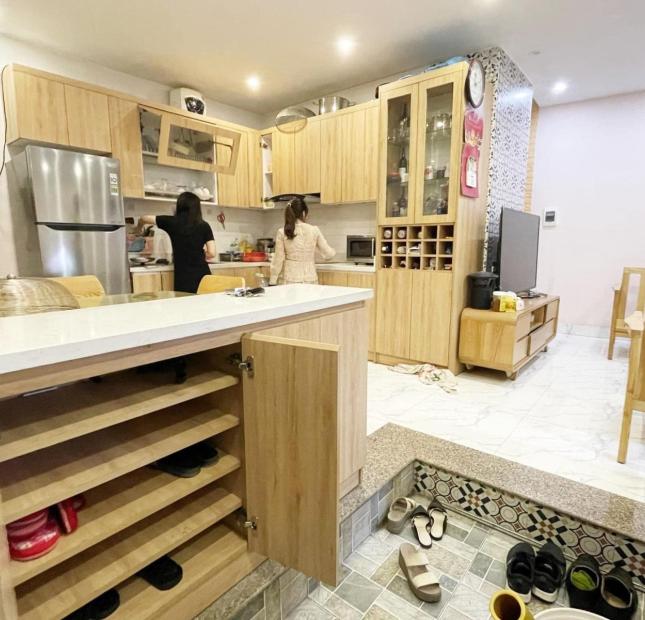 Cần Bán nhà Lê Lợi, phân lô – ô tô vào nhà! kinh doanh rất tốt 56 m2, 7 tỷ 5