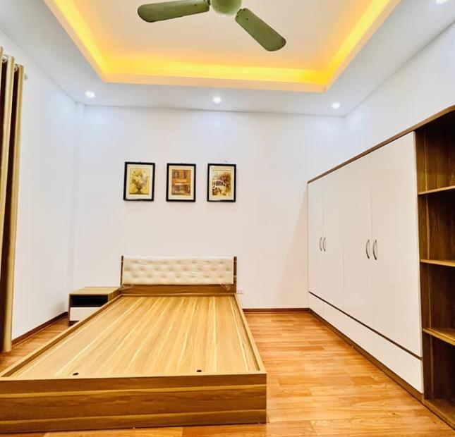 Bán Nhà Ngõ 211 Khương Trung – Nhà Chưa Sổ, Ngõ Thông Lô Góc DT: 20m/4 Tầng/1.8 Tỷ