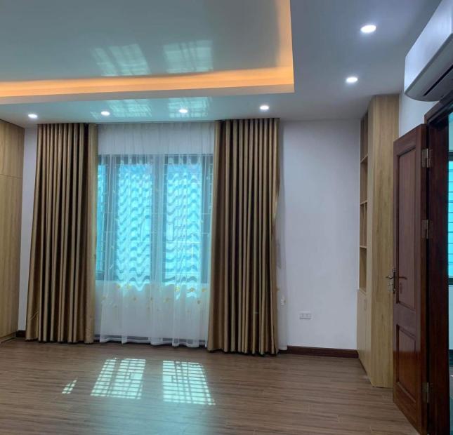 💥 BÁN NHÀ SIÊU ĐẸP - CẦU GIẤY - 40m2 x 7T, THANG MÁY- VỈA HÈ - PHÂN LÔ - Ô TÔ TRÁNH.💥