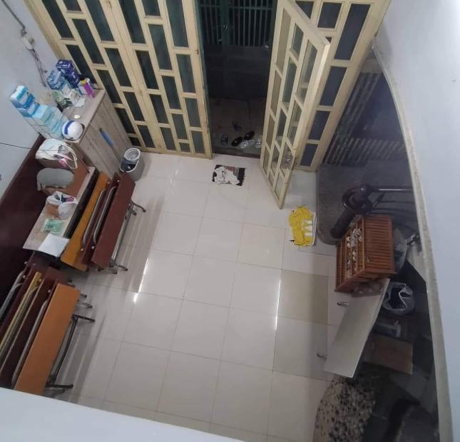 BÁN GẤP NHÀ 4 TẦNG HÒA HẢO P5 QUẬN 10 DT 56M2 5,3M X 13M CHỈ 11 TỶ