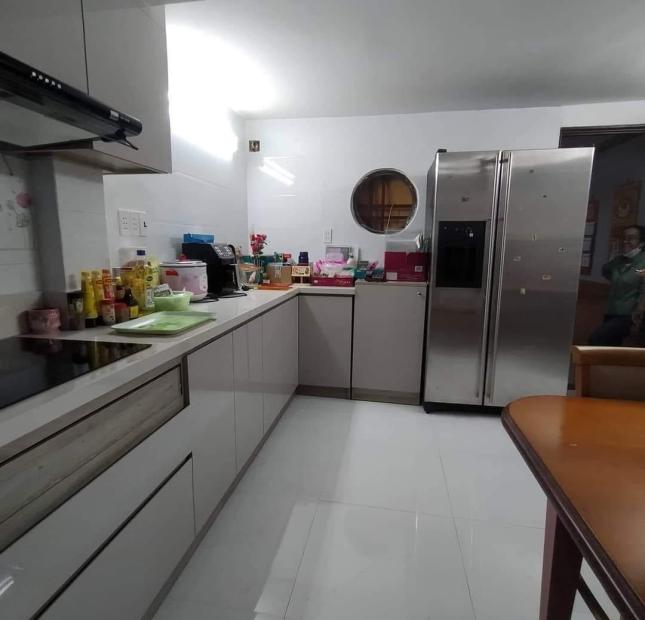 BÁN GẤP NHÀ 4 TẦNG HÒA HẢO P5 QUẬN 10 DT 56M2 5,3M X 13M CHỈ 11 TỶ