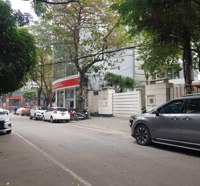 Bán Đất phố Đội Cung Hai Bà Trưng 548m Đất, MT 13.5 giá 170 tỷ