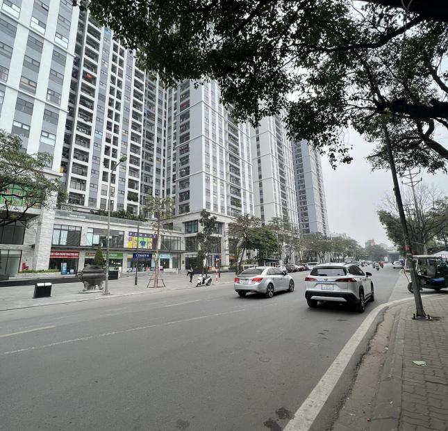 Cần bán căn chung cư Phương Đông GreenPark Hoàng Mai 99m2 mt 5m lô góc giá nhỉnh 4 tỷ.