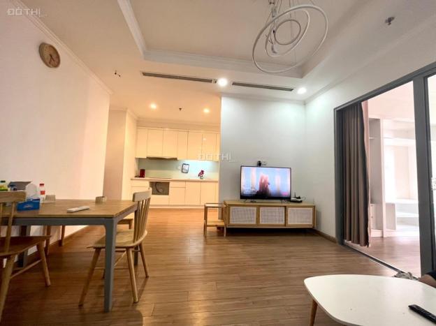 Cho thuê căn hộ 2 phòng ngủ full đồ đẹp times city giá rẻ