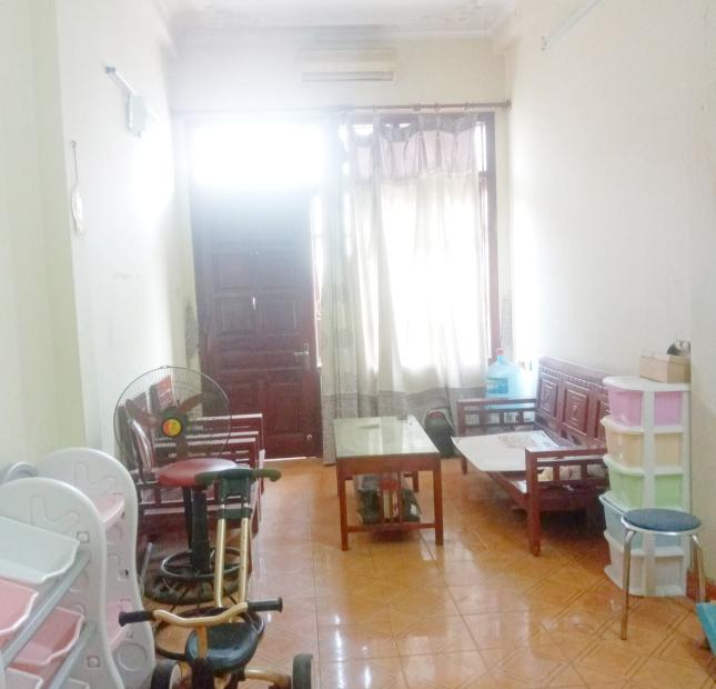 Mặt phố Lê thanh Nghị 70m Vỉa hè Kinh doanh Giá nhà ngõ