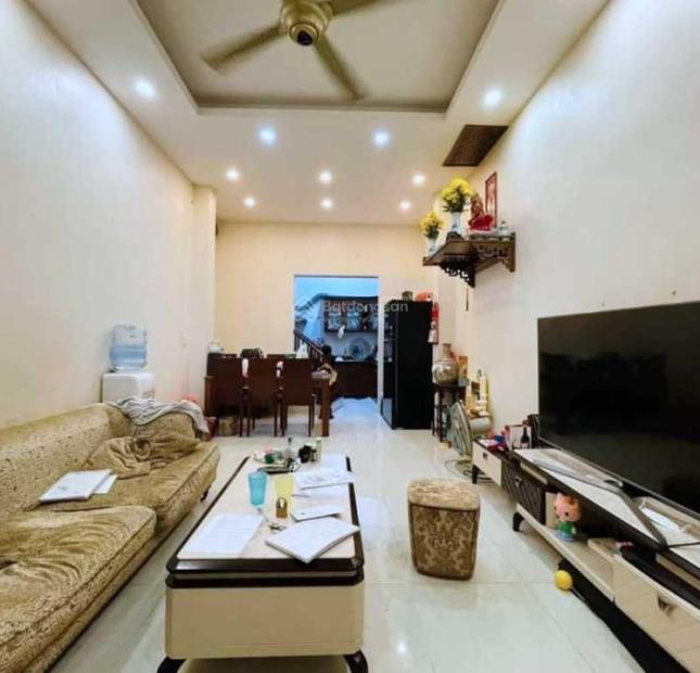 Bán nhà biệt thự, liền kề tại Đường Bạch Mai, Hai Bà Trưng, Hà Nội diện tích 50m2 giá 4.5 Tỷ