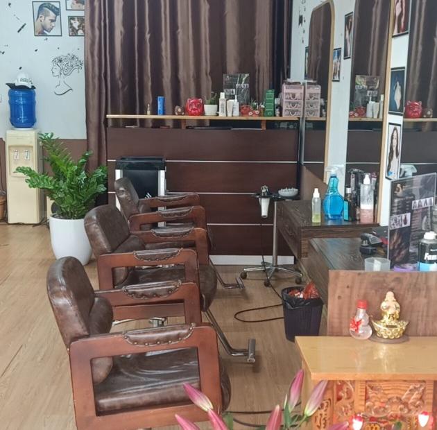 SANG NHƯỢNG HOẶC THANH LÝ