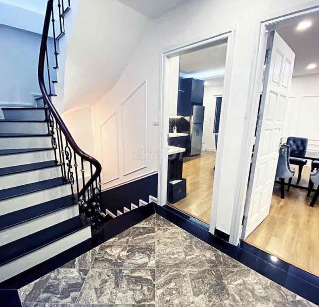 Chính chủ cho thuê nhà 5 tầng 1 tum nội thất cao cấp tại Dương Văn Bé, Vĩnh Tuy, Hai Bà Trưng, Hà
