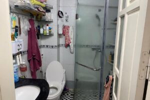 Chính chủ cho thuê nhà 4 tầng 60m2 dài 15m mặt tiền 4m tại số 28 ngõ 44 Pháo Đài Láng, quận Đống