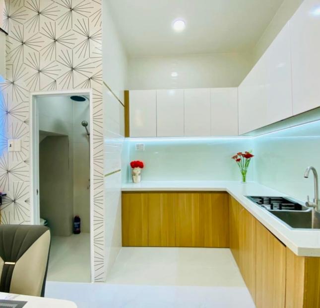 HOT! Bán Nhà 3 Tầng Vào Ở Ngay Vĩnh Viễn, Q10, 33m2 (3.2x10.3m), 4.8 Tỷ