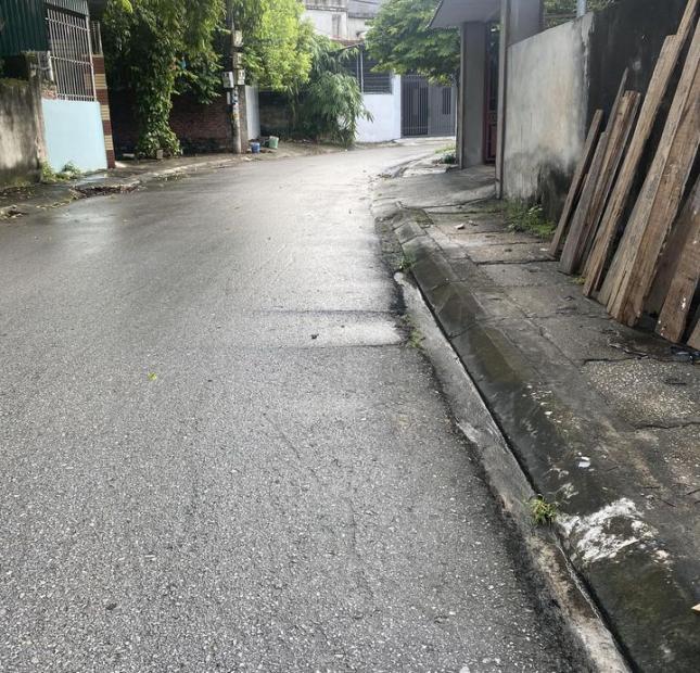 Chính chủ cần bán nhanh lô đất tại Đường Lương Thế Vinh – Khu 5 – Phường Thanh Sơn – TP Uông Bí –